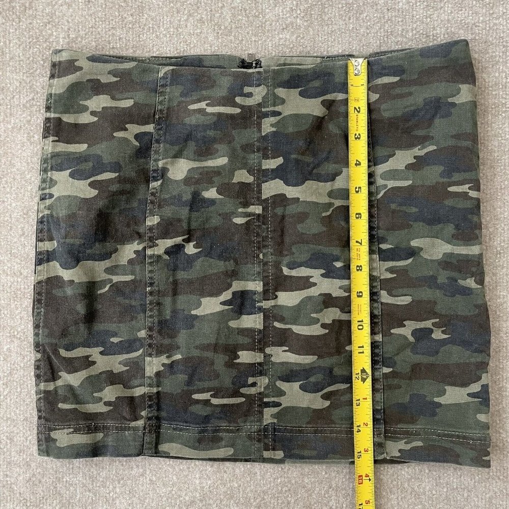 Free People Skirt Womens 8 Green Camo Zip Back Short Stretch Casual Mini - Picture 6 of 7